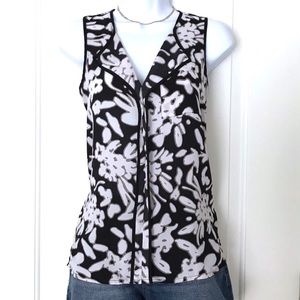 NY&Co sleeveless v-neck abstract floral-print top